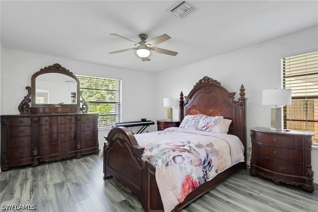 3036 Round Table LN, Naples, FL 34112