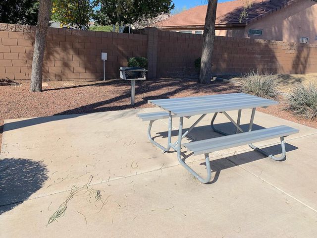 4132 E Chambers Street, Phoenix, AZ 85040