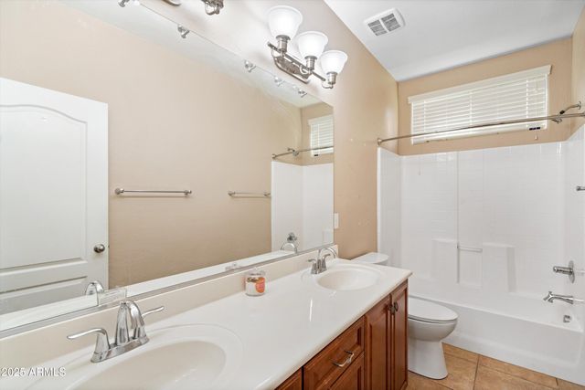 5703 S 57TH Lane, Laveen, AZ 85339