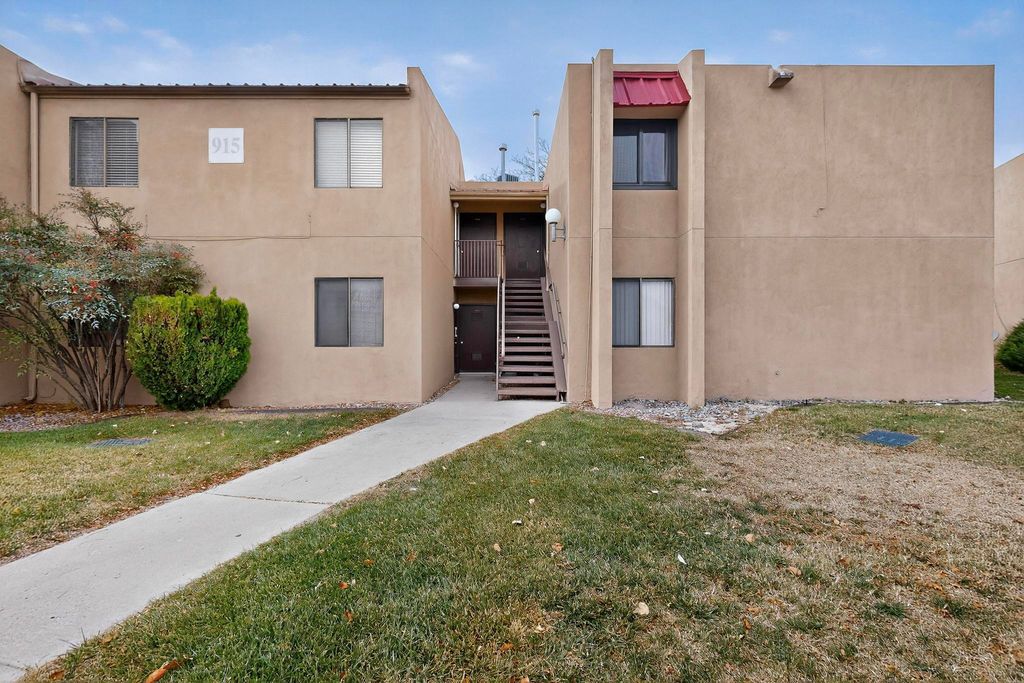 915 Country Club Drive SE APT H, Rio Rancho, NM 87124