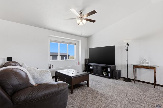 24034 POMMEL LOOP, Rapid City, SD 57701