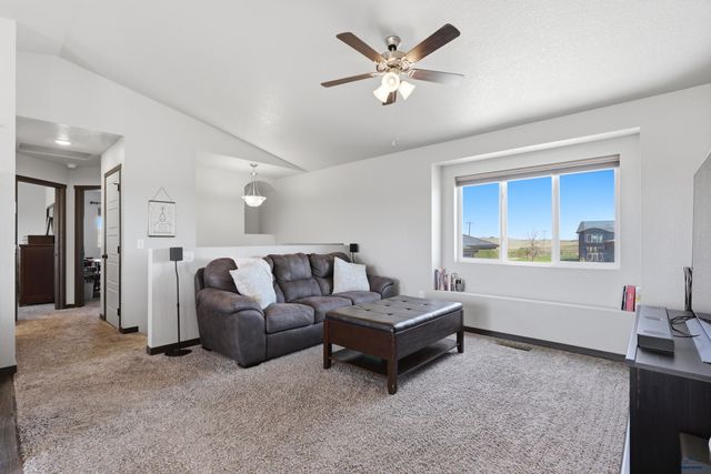 24034 POMMEL LOOP, Rapid City, SD 57701