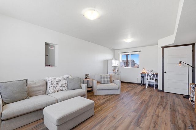 24034 POMMEL LOOP, Rapid City, SD 57701