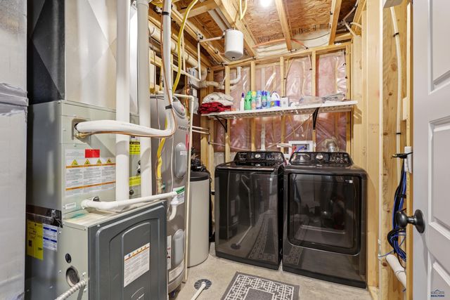 24034 POMMEL LOOP, Rapid City, SD 57701