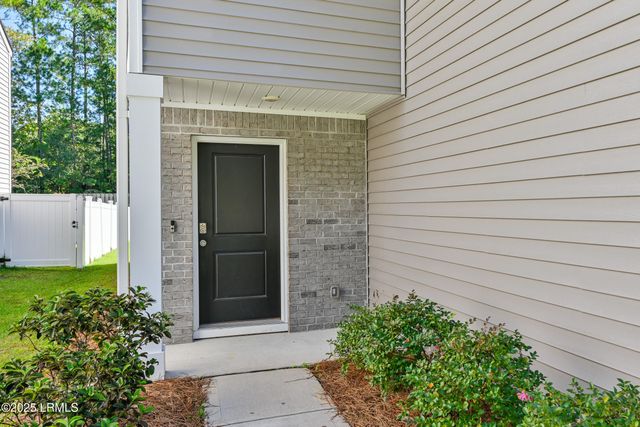 111 Auditorium Road, Okatie, SC 29909