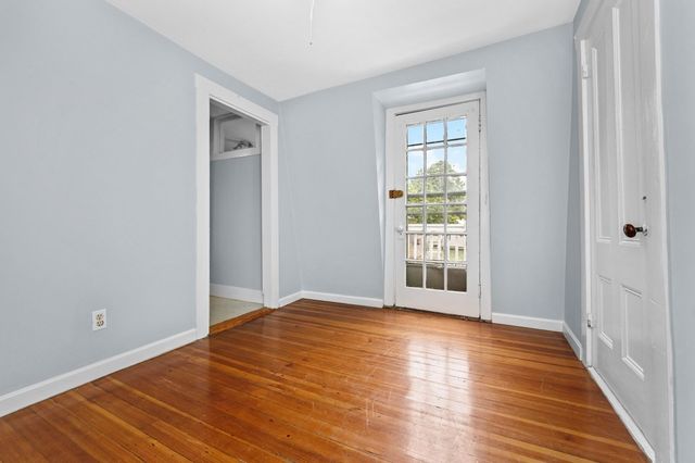 34 Neponset 3, Boston, MA 02136