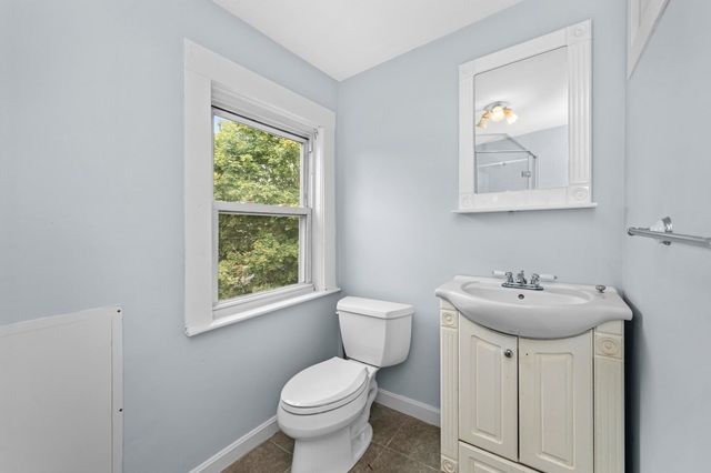 34 Neponset 3, Boston, MA 02136