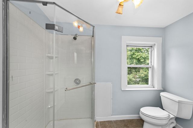 34 Neponset 3, Boston, MA 02136