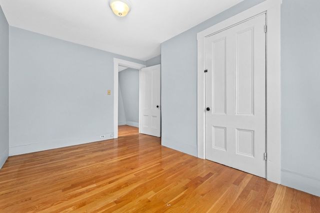 34 Neponset 3, Boston, MA 02136