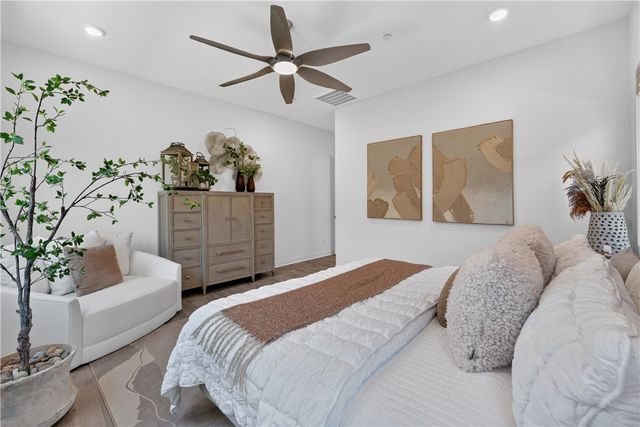 422 Sunrise Road, Rancho Mission Viejo, CA 92694