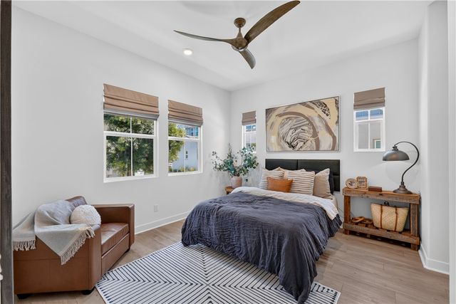 422 Sunrise Road, Rancho Mission Viejo, CA 92694