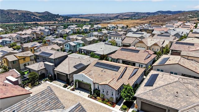 422 Sunrise Road, Rancho Mission Viejo, CA 92694