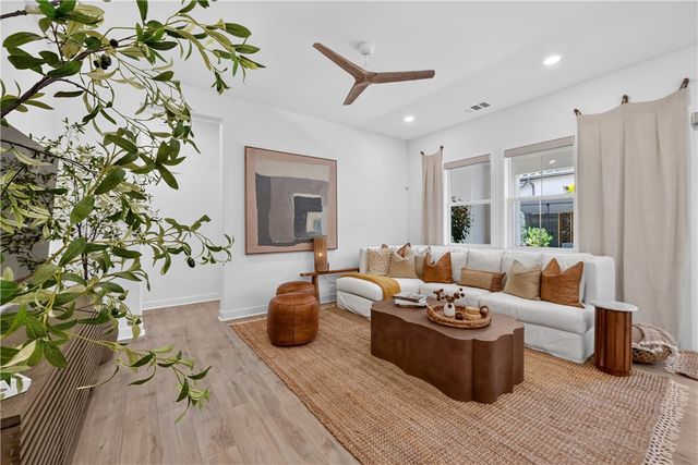422 Sunrise Road, Rancho Mission Viejo, CA 92694