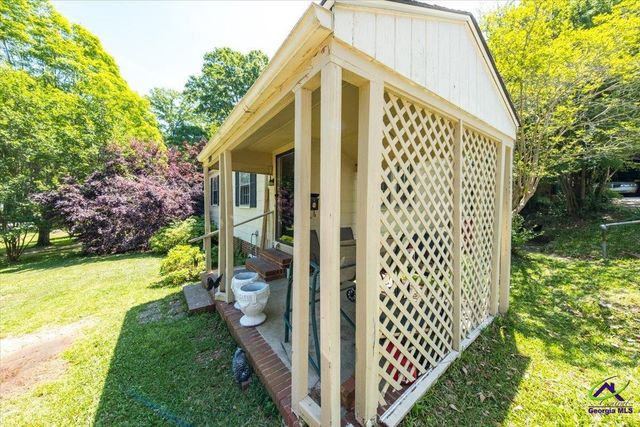 2320 Kingsley Drive, Macon, GA 31204