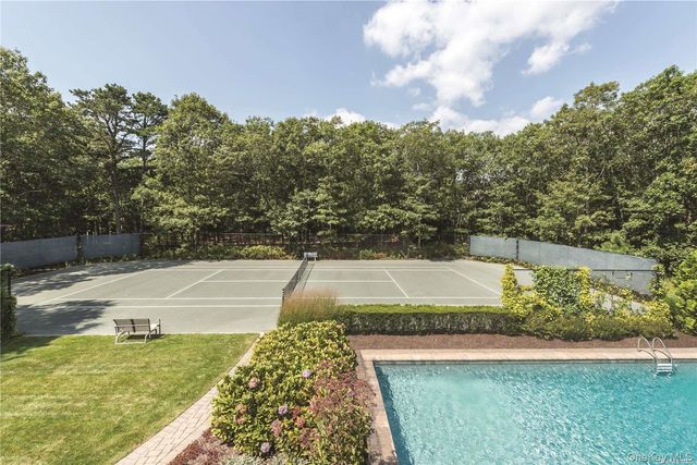 37 Arbutus Road, Quogue, NY 11959