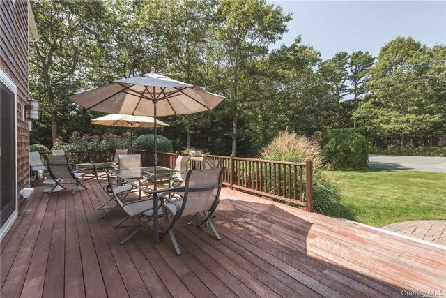 37 Arbutus Road, Quogue, NY 11959