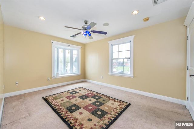 12-31 Roosevelt Place, Fair Lawn, NJ 07410