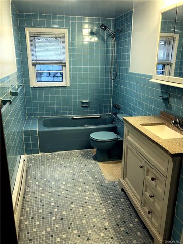 201 Edgewood Avenue, Yonkers, NY 10704