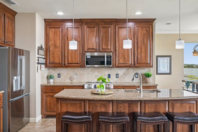 401 E Pearl Street 2201, Granbury, TX 76048