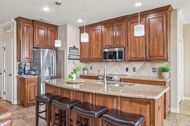 401 E Pearl Street 2201, Granbury, TX 76048