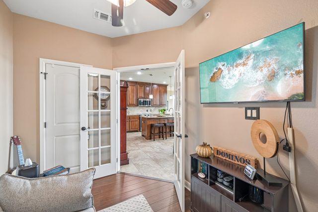 401 E Pearl Street 2201, Granbury, TX 76048