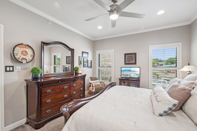 401 E Pearl Street 2201, Granbury, TX 76048
