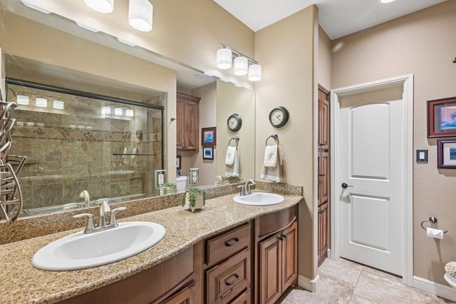 401 E Pearl Street 2201, Granbury, TX 76048