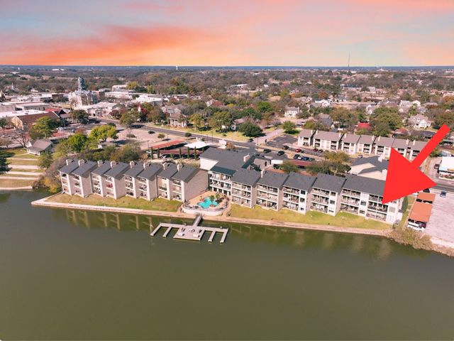 401 E Pearl Street 2201, Granbury, TX 76048