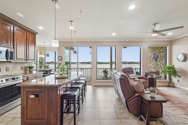 401 E Pearl Street 2201, Granbury, TX 76048