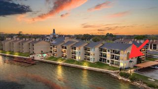 401 E Pearl Street 2201, Granbury, TX 76048