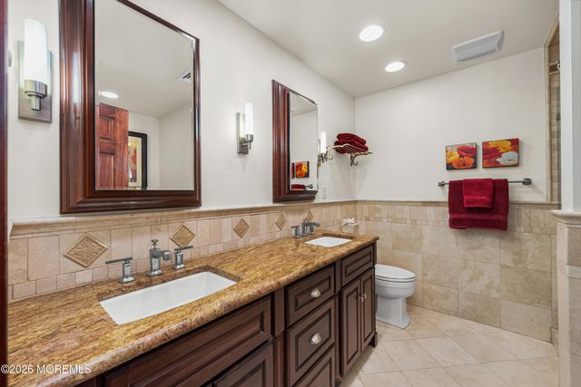 12 Pemberton Drive, Matawan, NJ 07747