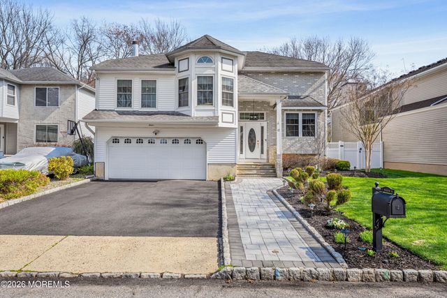 12 Pemberton Drive, Matawan, NJ 07747