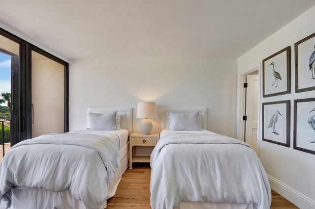 225 S Beach Road 204, Tequesta, FL 33469