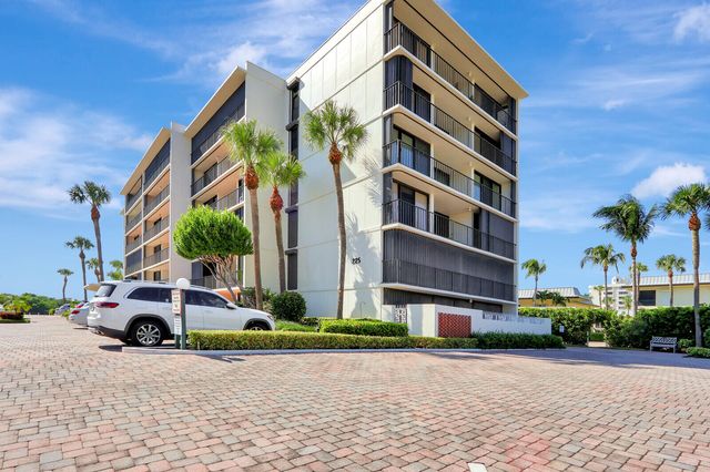 225 S Beach Road 204, Tequesta, FL 33469