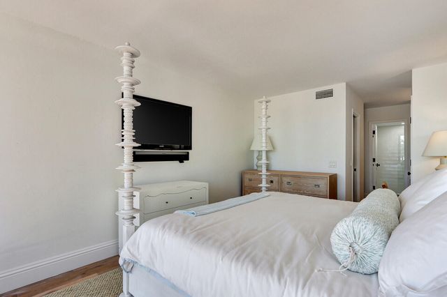 225 S Beach Road 204, Tequesta, FL 33469