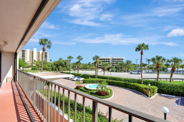 225 S Beach Road 204, Tequesta, FL 33469