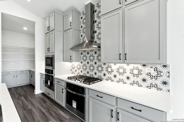 1637 Saddleback Run, New Braunfels, TX 78130