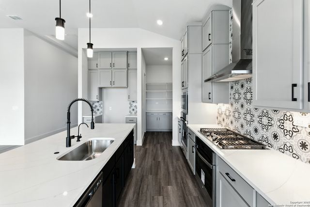 1637 Saddleback Run, New Braunfels, TX 78130