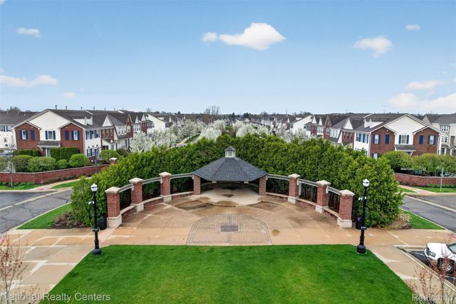 188 Center Boulevard, Wixom, MI 48393