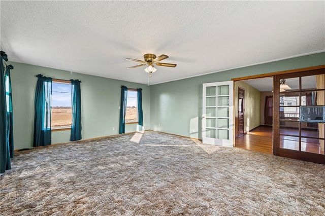 1312 Farview Drive, Independence, MO 64056