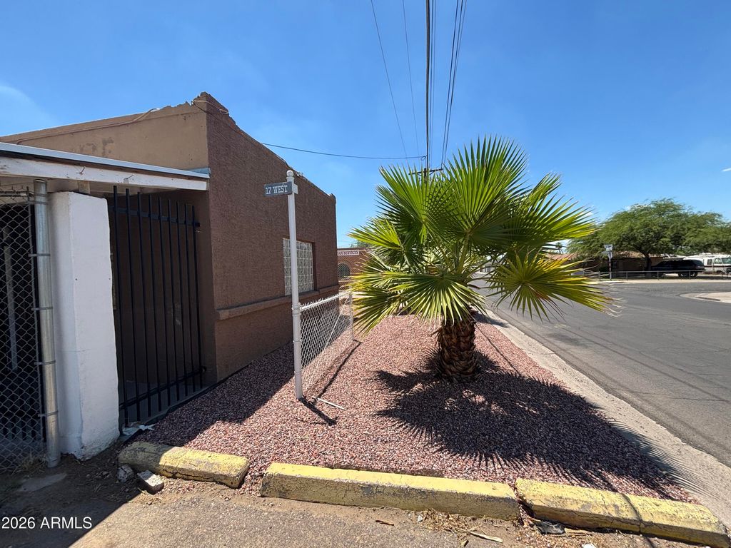 17 W Alta Vista Road, Phoenix, AZ 85041 — photo 4