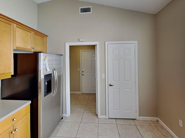 6119 Oak Bluff Way, Lake Worth, FL 33467