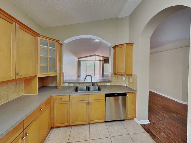 6119 Oak Bluff Way, Lake Worth, FL 33467