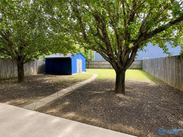 126 Sedgewick Drive, Owens Cross Roads, AL 35763