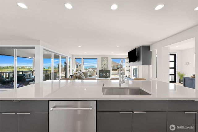 8452 Camas Drive, Blaine, WA 98230