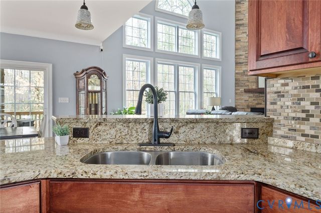 8825 First Branch Ln, Chesterfield, VA 23838