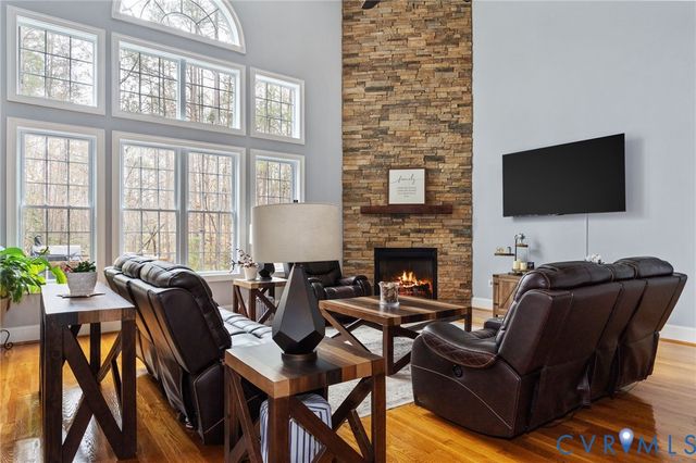 8825 First Branch Ln, Chesterfield, VA 23838