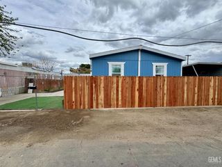 114 Plymonth Avenue, Bakersfield, CA 93308