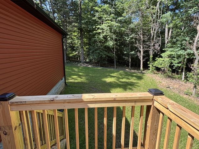 130 Deerwood Ct, Dickson, TN 37055