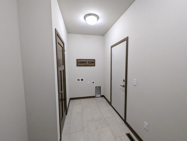 913 Brookview Trail, Mount Horeb, WI 53572